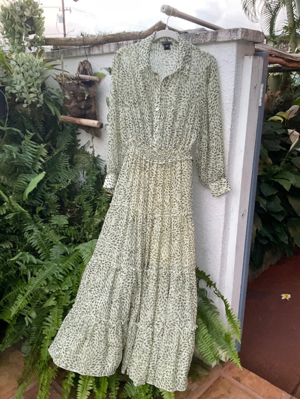 Kate & Lily Sheer Long Maxi Green Dress Size 6